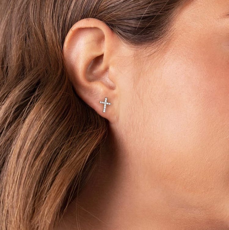 Elegant 14kt Gold Diamond Earrings | Tallajewellers
